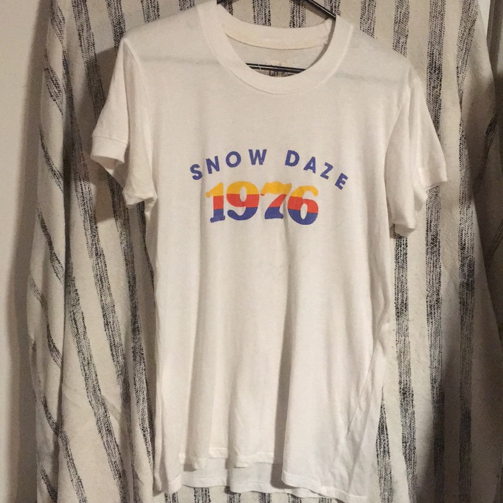 Camp collection snow daze tee